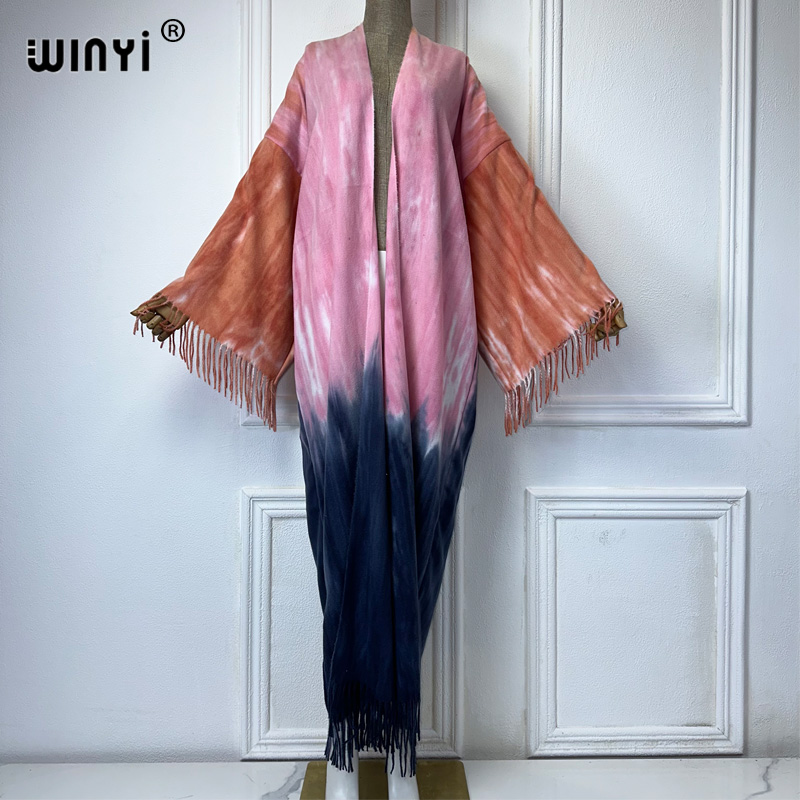 Street Fashion Dubai - WINYI Cardigan invernale con nappe tinta