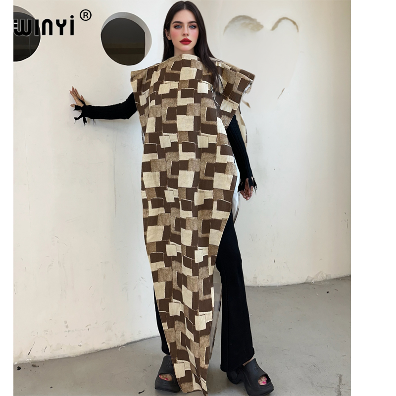 Street Fashion Dubai - WINYI Originale Crea un vecchio poncho