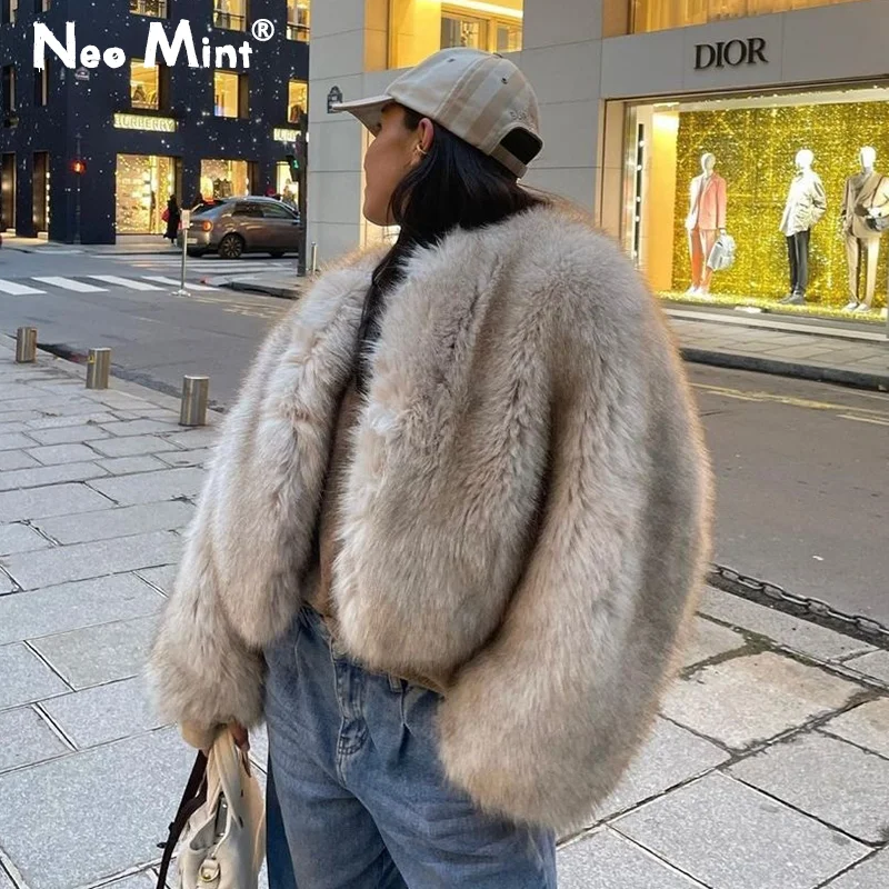 Street Fashion Week - Iconico Street Fashion Week Luxury Brand