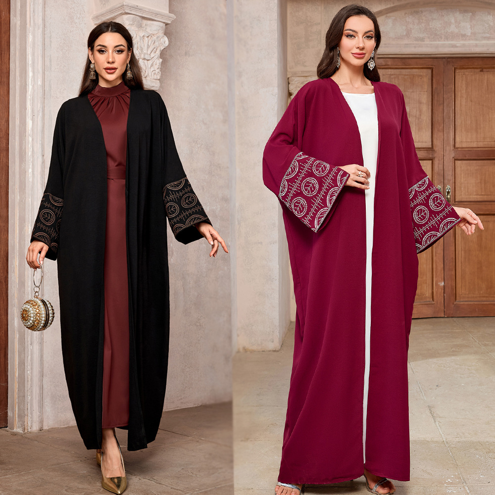 Street Fashion Dubai - Nuovo Cardigan Elegante Ricamato in Stile