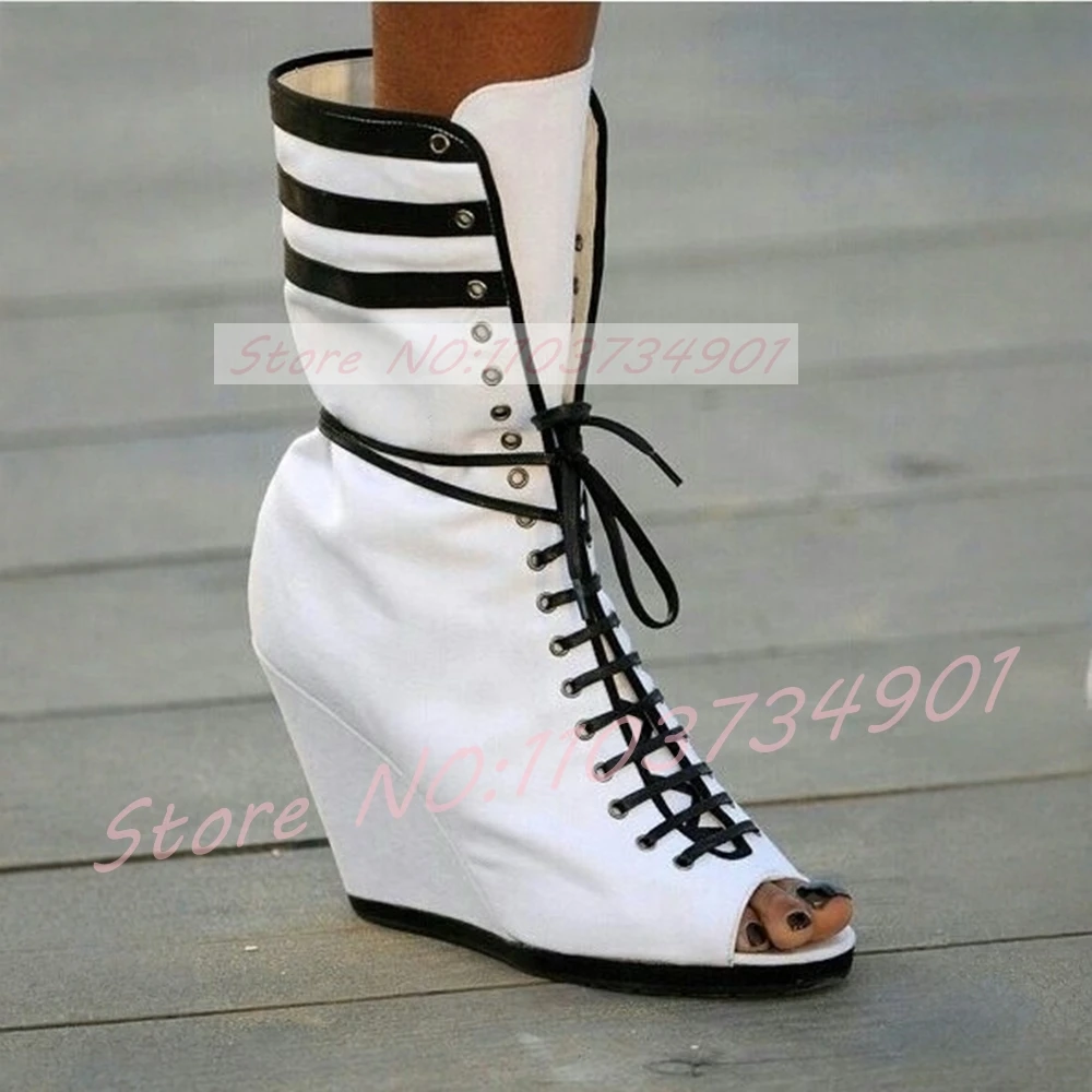 Stivali con zeppa neri a righe - Street Fashion Events recensione e prezzo