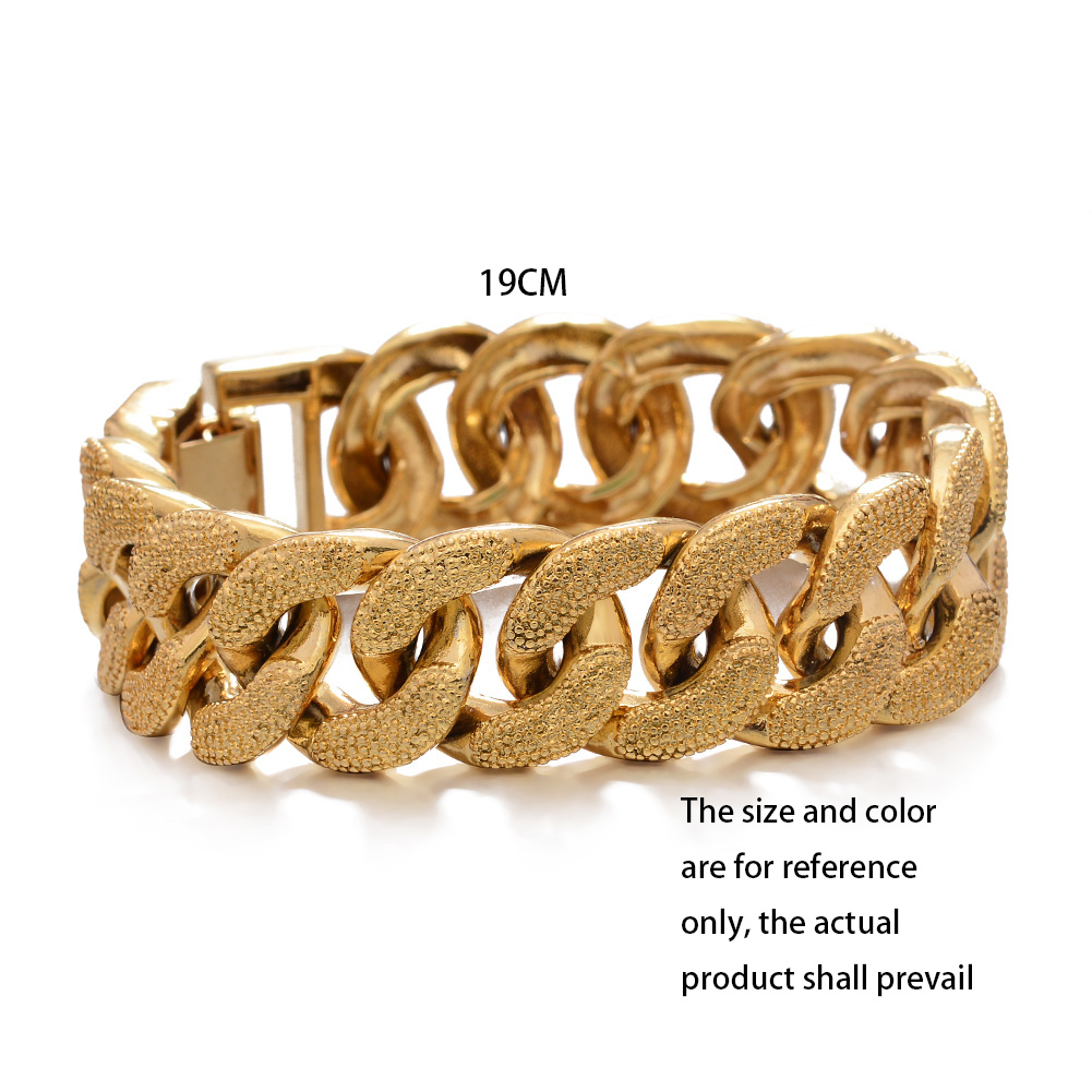 Bracciale color oro Dubai 18k  - Street Fashion Dubai recensione e prezzo