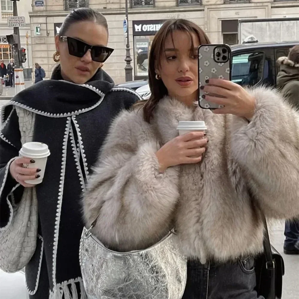 Giacca in pelliccia sintetica  - Street Fashion Week recensione e prezzo