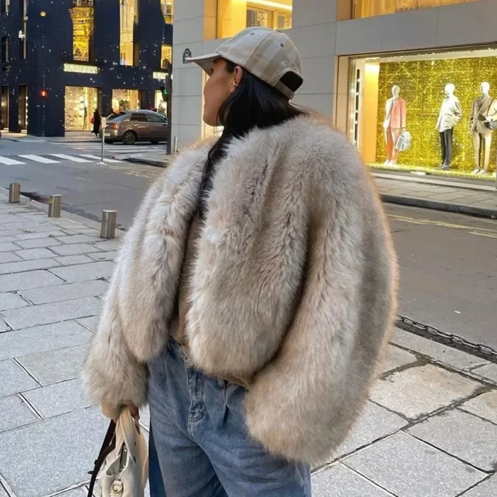 Giacca in pelliccia sintetica  - Street Fashion Week recensione e prezzo