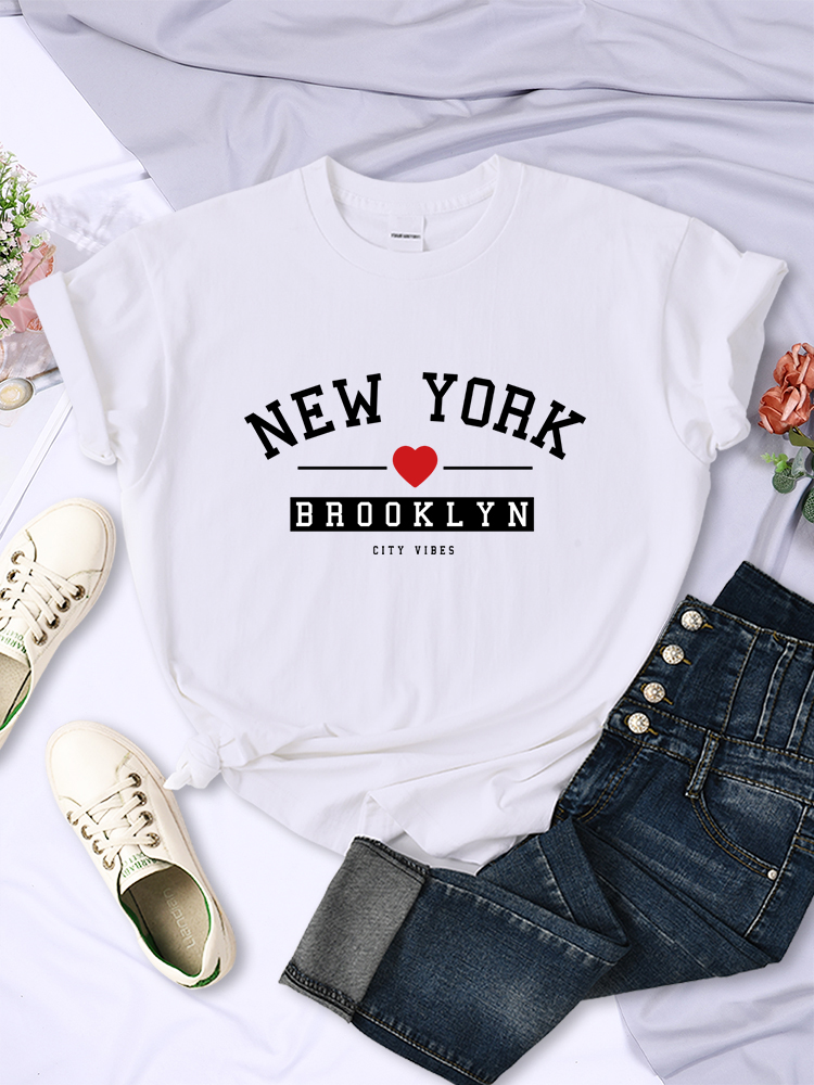 T-shirt da donna con stampa Ne - Street Fashion New York recensione e prezzo